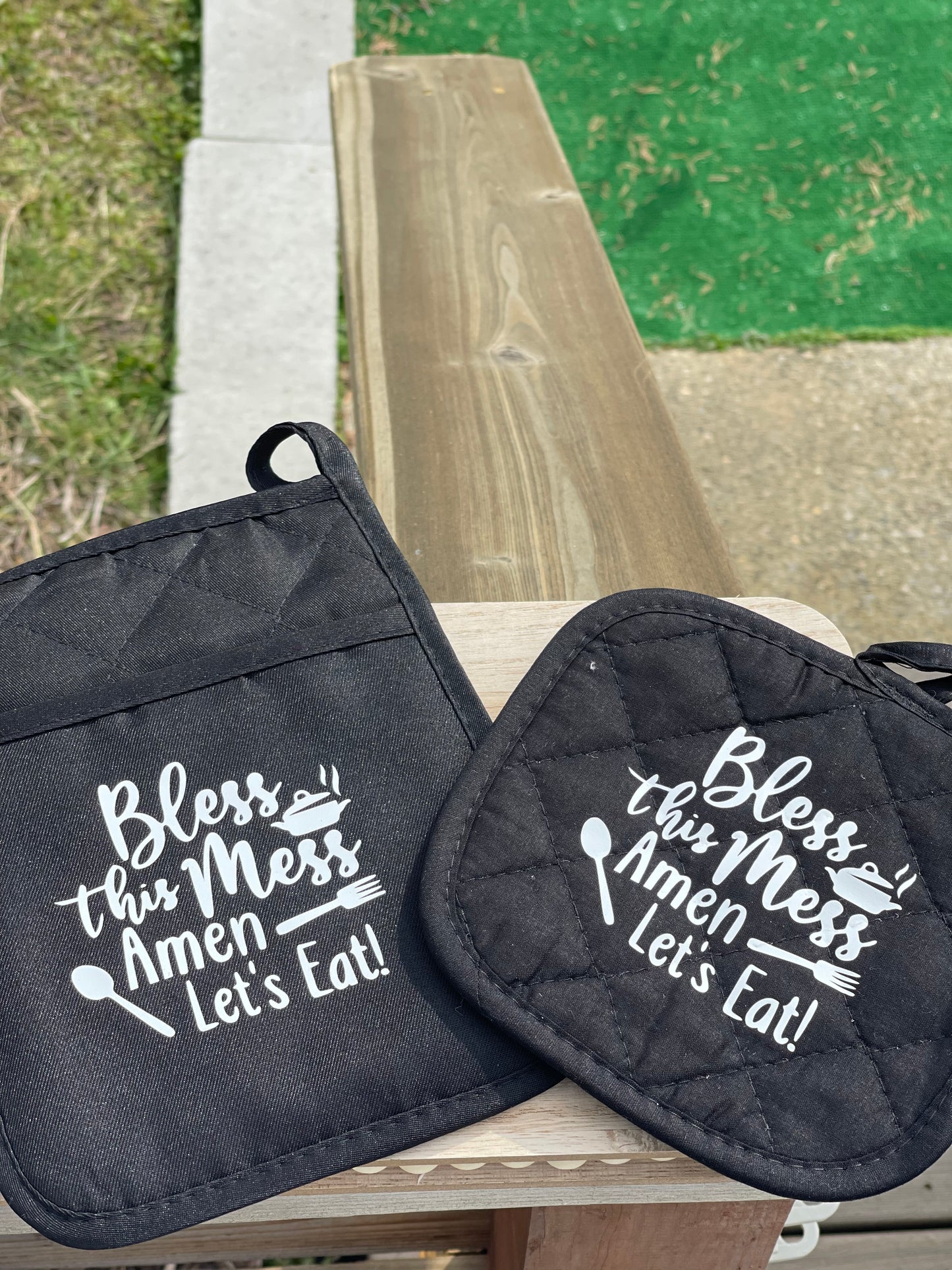 Oven Mitt Set ( 1 Large & 1 Small)